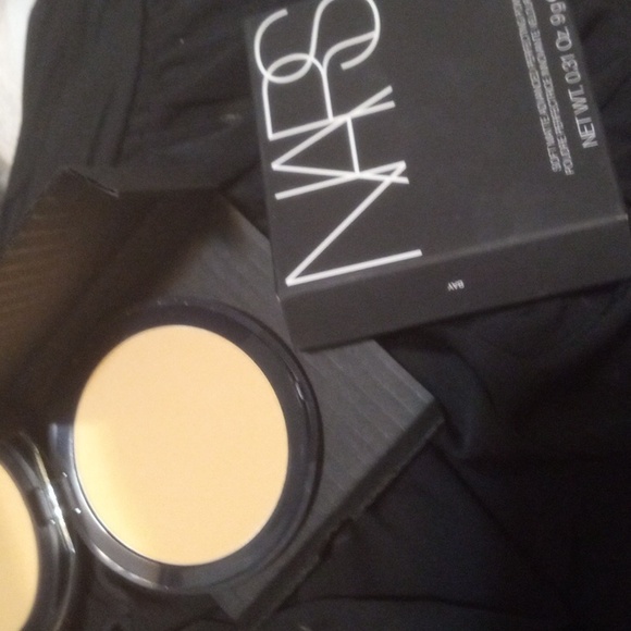 Nars-soft matte perfecting powder - Picture 4 of 5